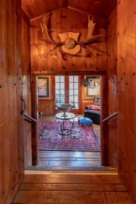 The Lodge At 11 Chimneys Idyllwild Eksteriør billede